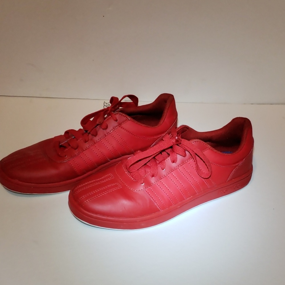 K-Swiss all red